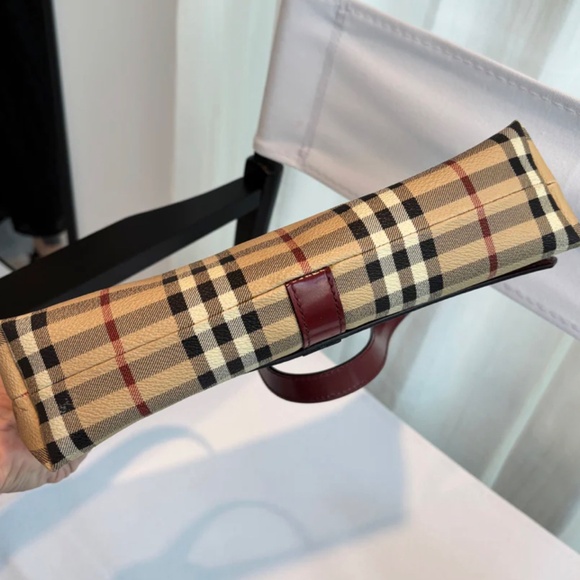 Pre-Owned Burberry London Haymarket Check Shoulder Bag - Picture 5 of 10